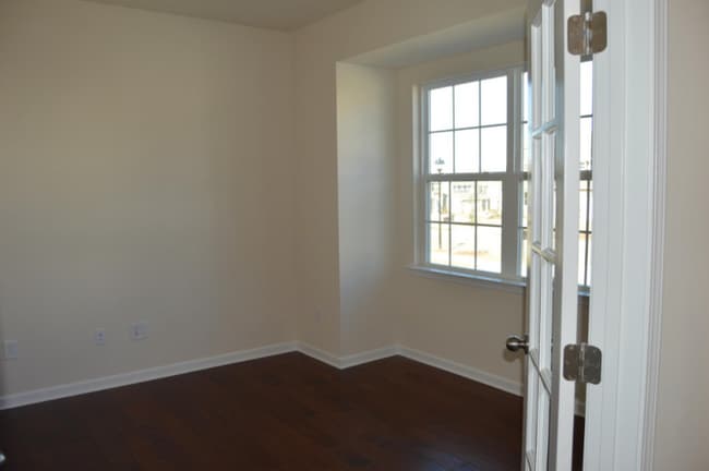 Building Photo - 10323 Rutledge Ridge Dr NW