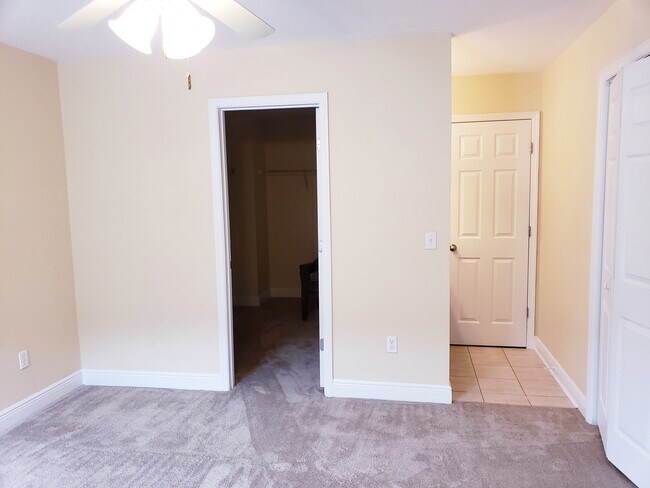 Building Photo - 1575 Paul Russell Rd #2901