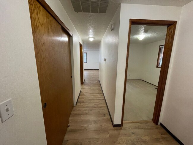 Building Photo - 3526 SE 118th Ave