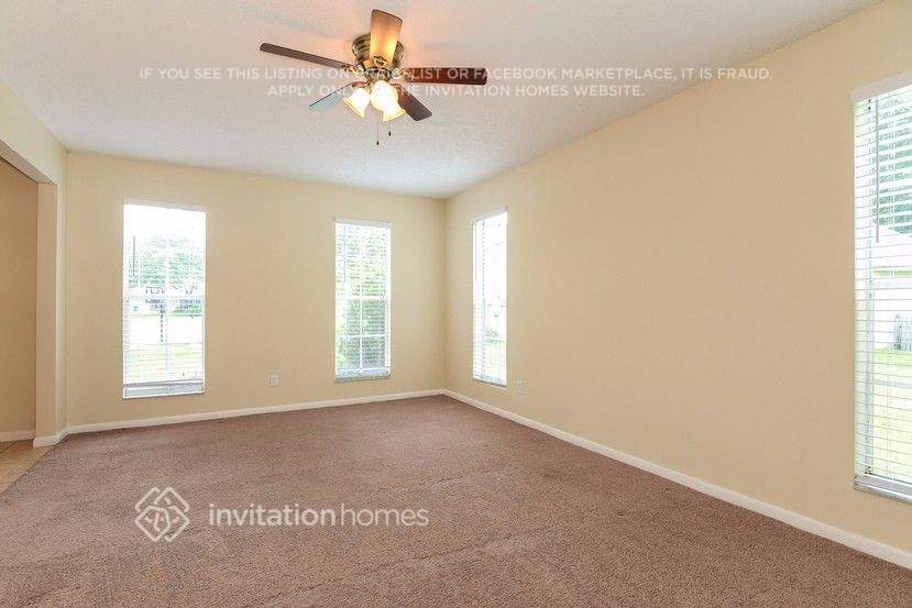 Building Photo - 3701 Kingsford Pl