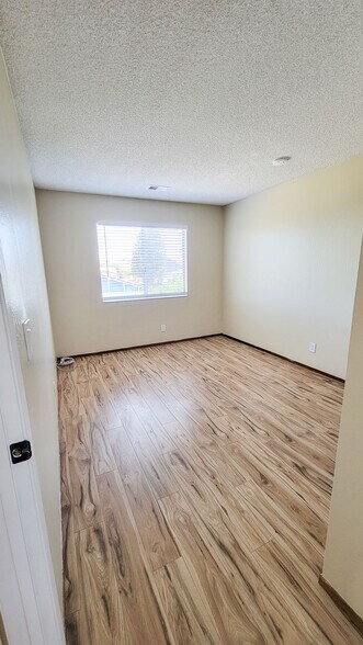 Bedroom #3 - 203 Oriole Ct