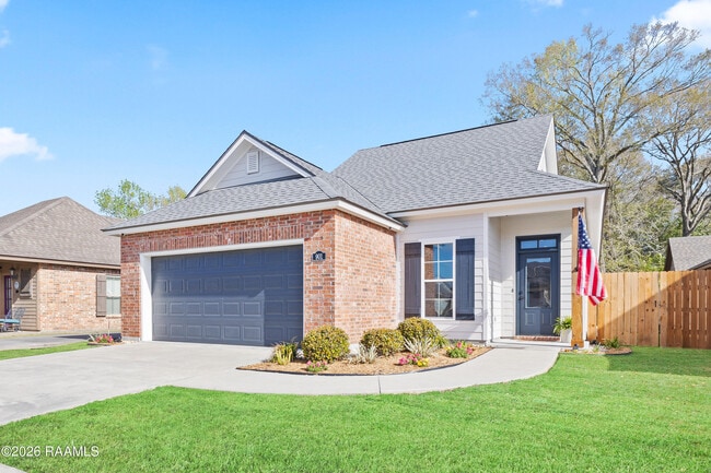 Building Photo - 901 Russo Rd