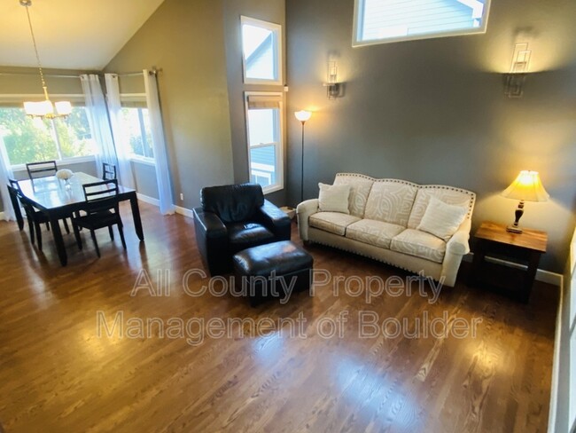 Building Photo - 381 lodgewood Lane