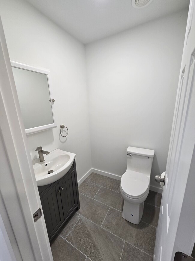 Building Photo - 111 Zandhoek Rd