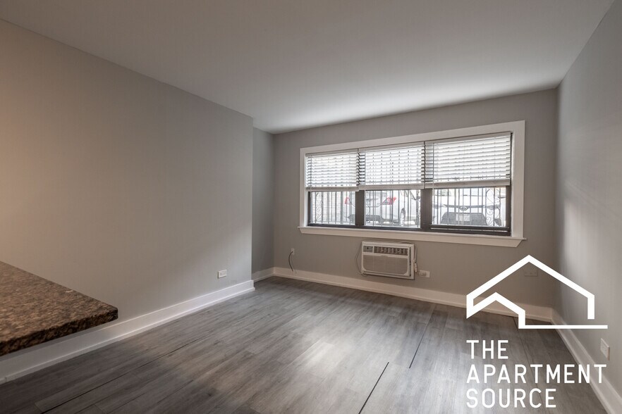 Building Photo - 1437 N Dearborn St