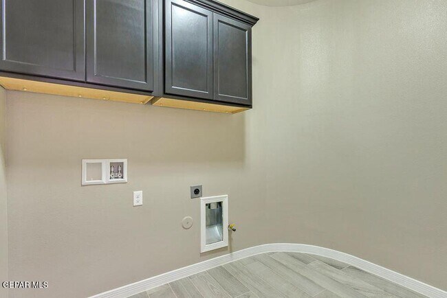 Building Photo - 12934 Terrington Ave