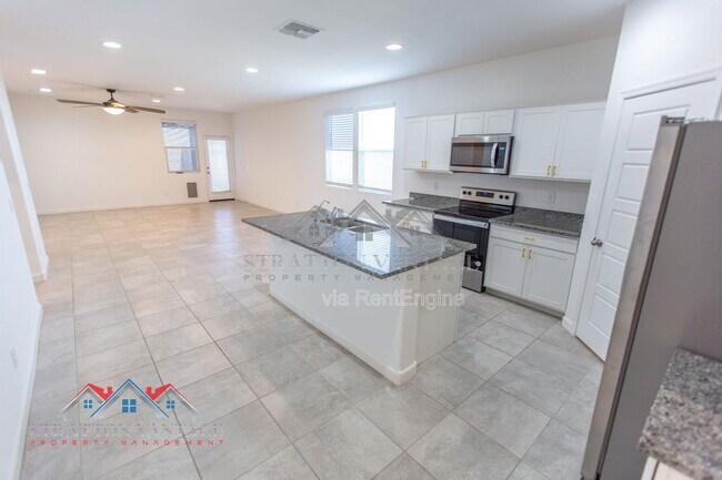 Building Photo - 1673 N Wrigley Dr