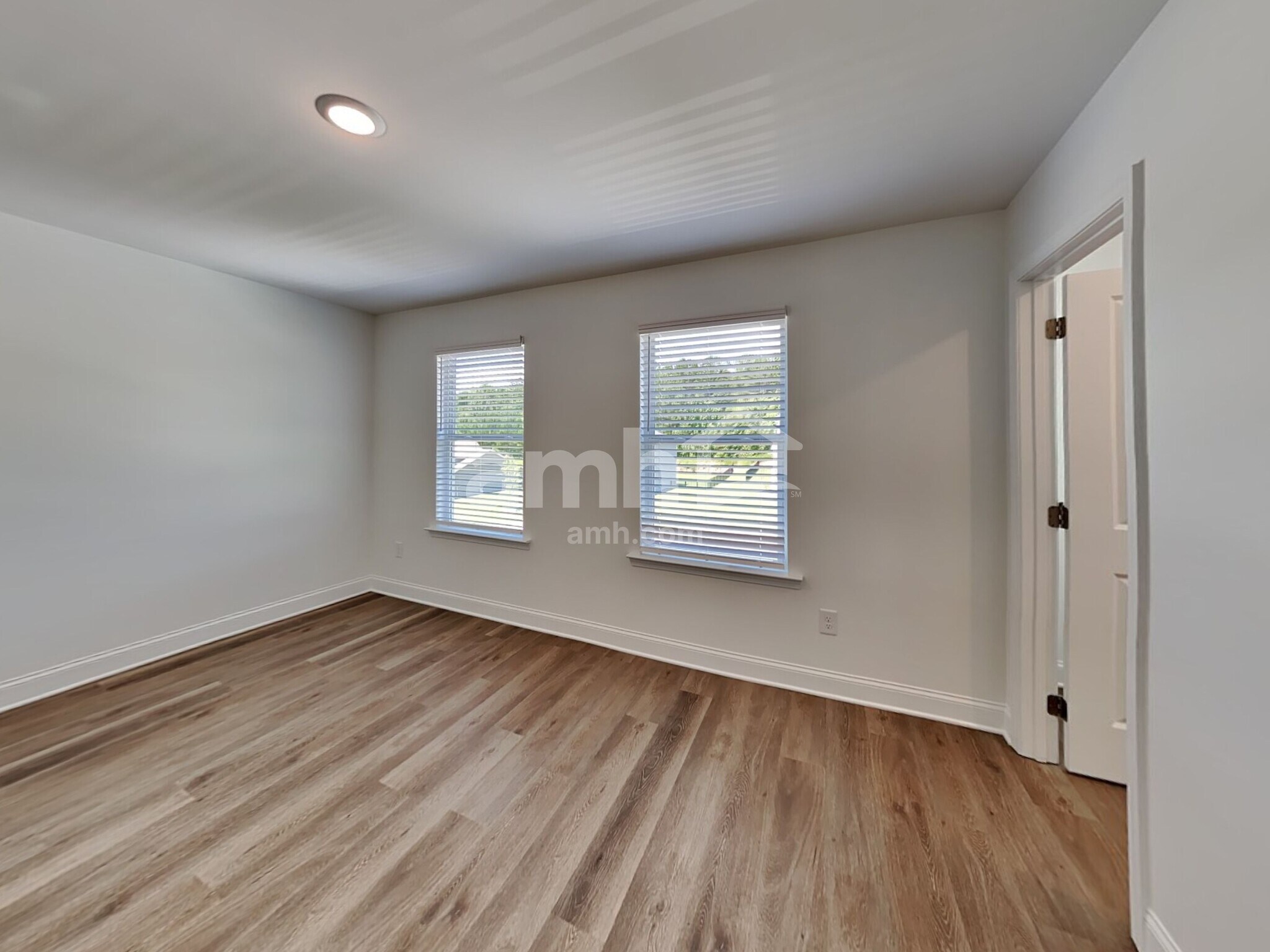 Building Photo - 17 Pecan Dr