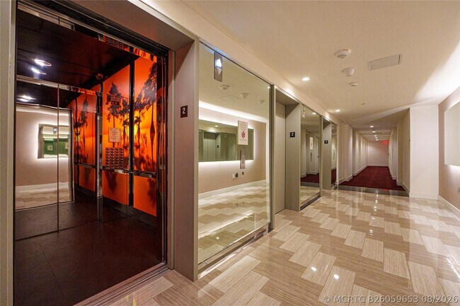 Building Photo - 2000 Metropica Wy