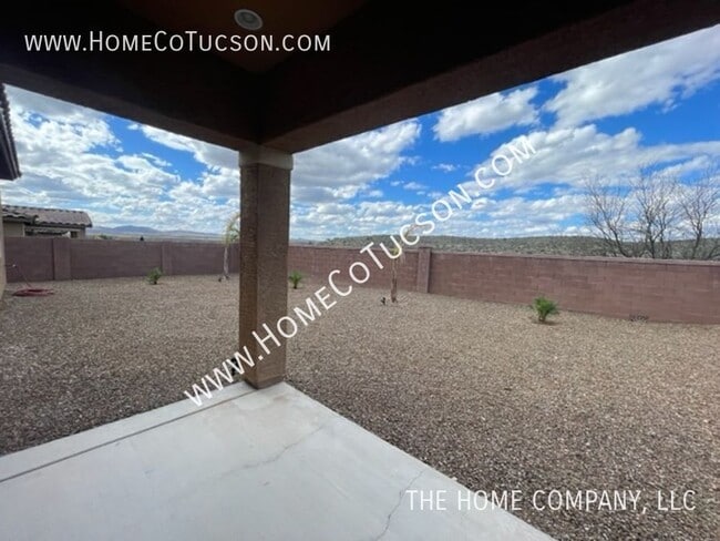 Building Photo - 38628 S Running Roses Ln