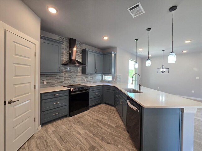 Building Photo - 3806 Boone Dr