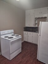 Building Photo - 1416 Forrest St