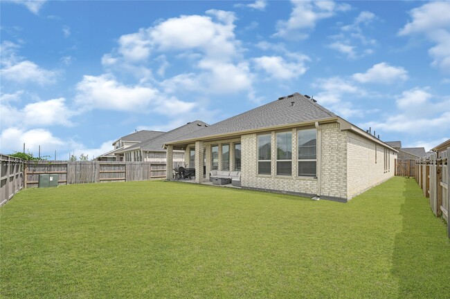 Building Photo - 31914 Lillie Lilac Ln