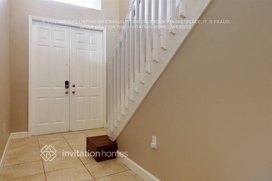 Building Photo - 14004 SW 154th St