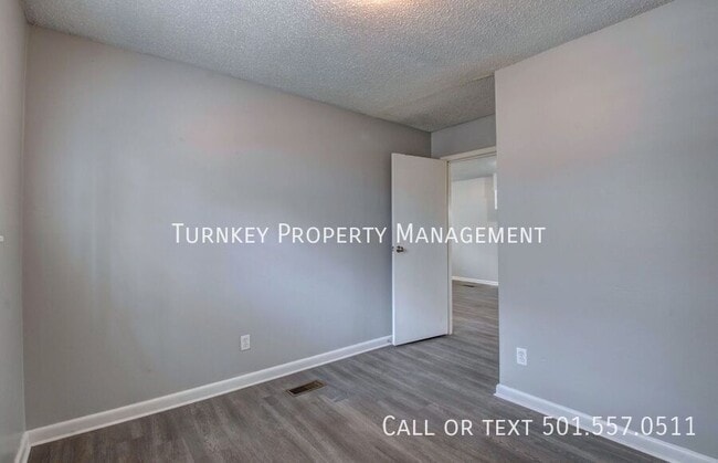 Building Photo - 7307 Knollwood Rd