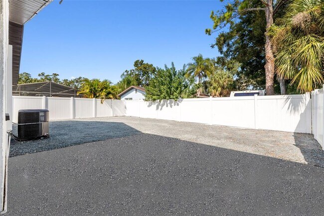 Building Photo - 10187 122nd Ave N