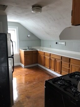 Building Photo - 37 Hudson St