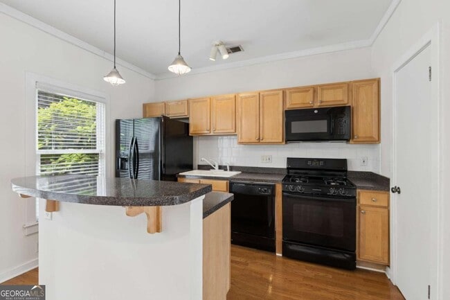 Building Photo - 1516 Howell Mill Rd NW