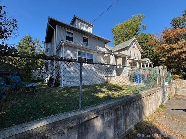Building Photo - 21 Hillside Pl