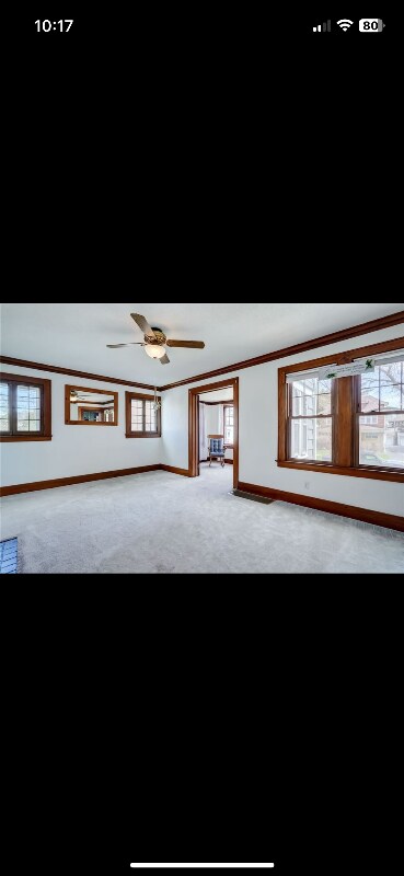 Building Photo - 477 Maplewood Ave