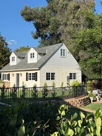 Building Photo - 4504 Live Oak Dr