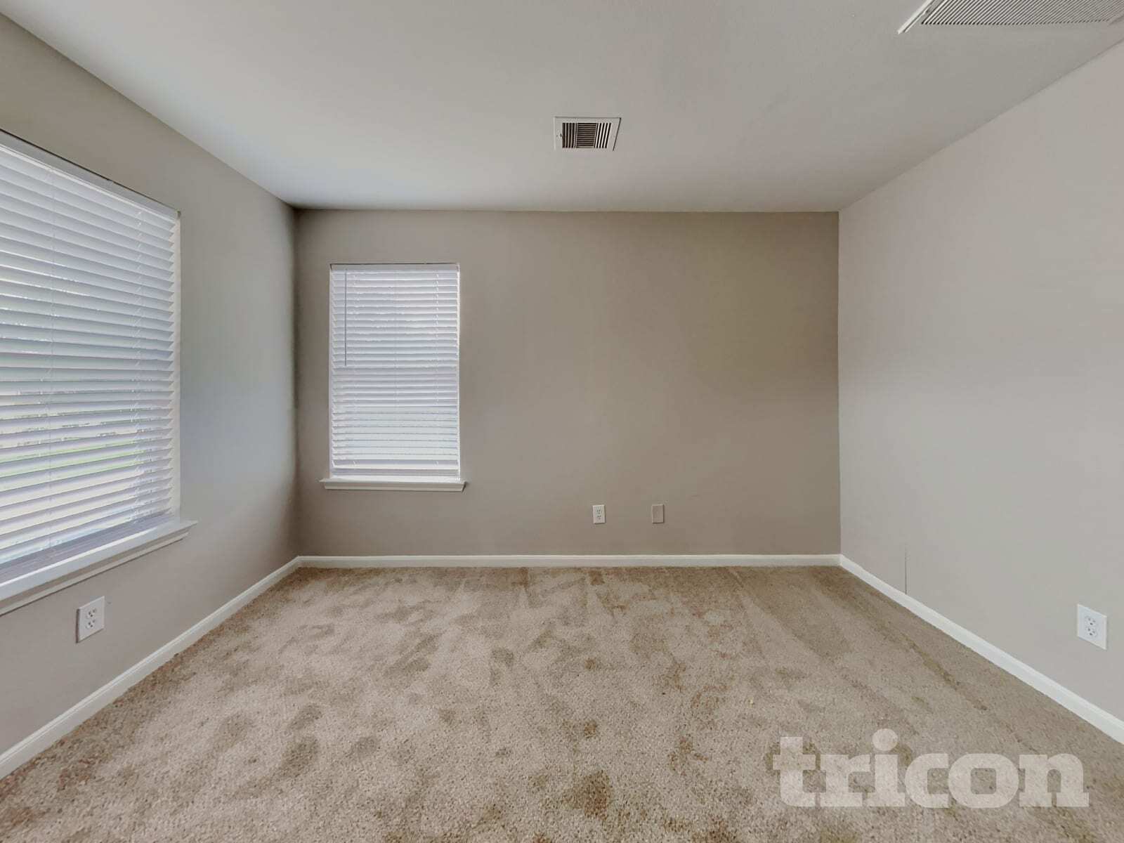 Building Photo - 7711 Cypress Edge Dr
