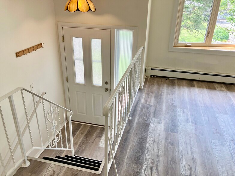 Entrance - 141 Dunbar Ave