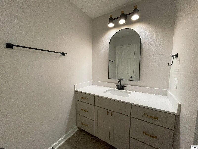 Building Photo - 121 Clearwater Cir