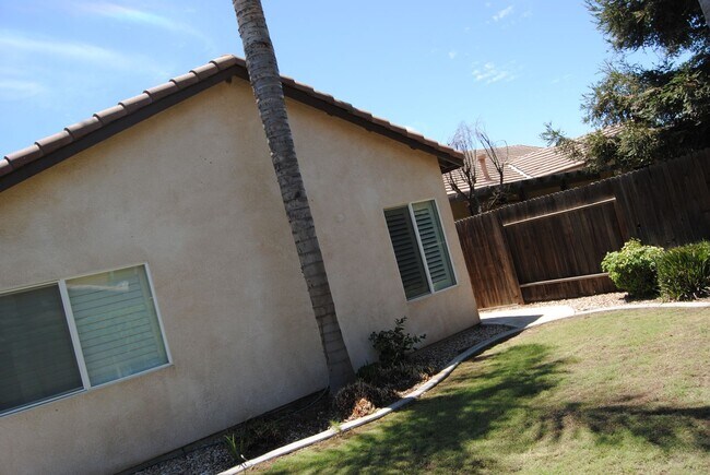 Building Photo - 11130 Dawson Falls Ave
