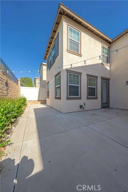 Building Photo - 2863 E Via Terrano