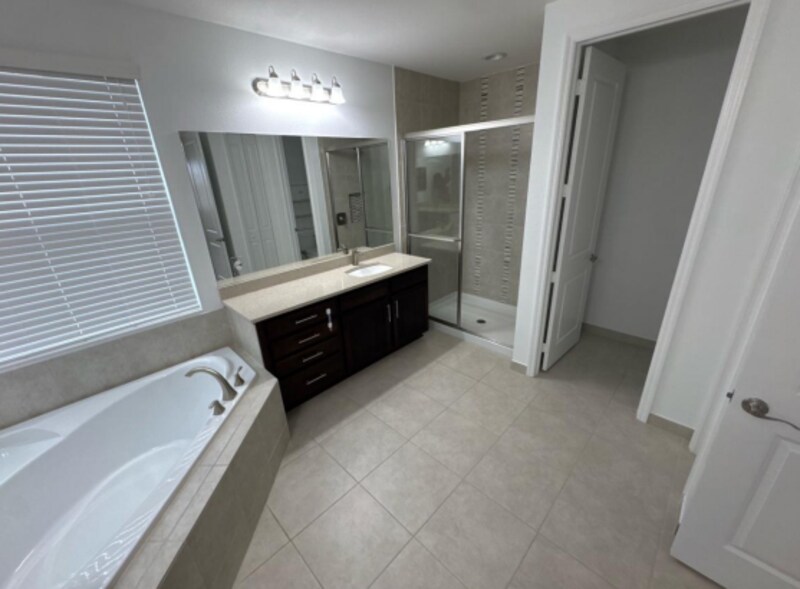 Building Photo - 2684 Tarragona Wy