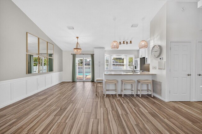 Building Photo - 341 11th Ave