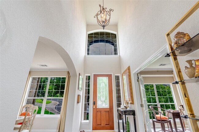 Building Photo - 9201 Trowbridge Cove