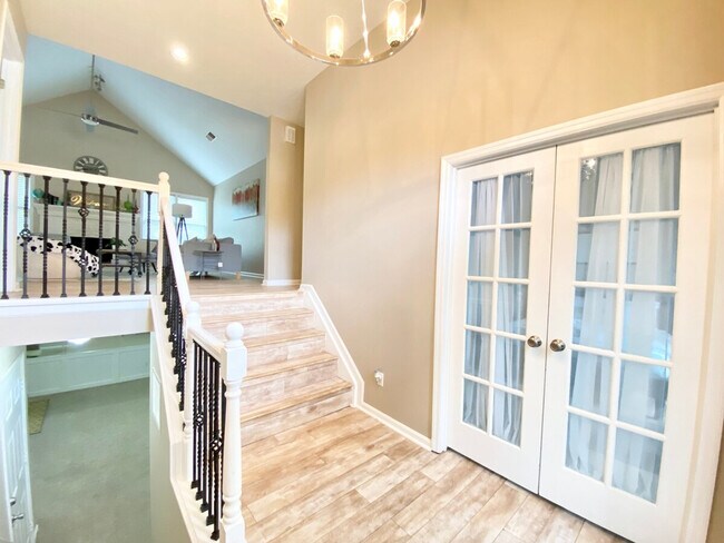 Building Photo - 1254 Township Dr