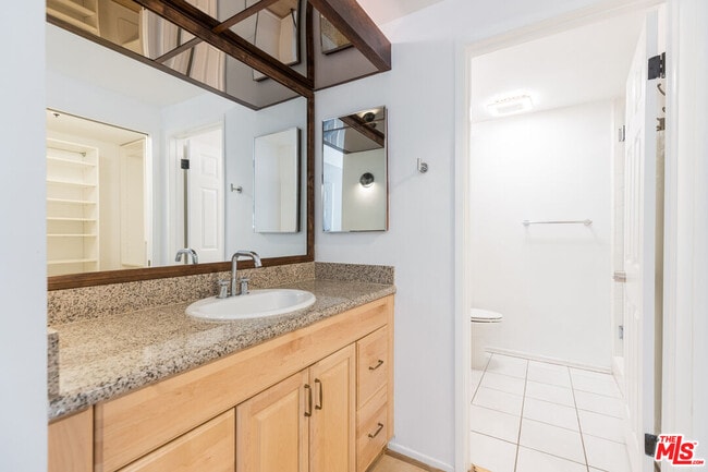 Building Photo - 23020 Wrencrest Dr