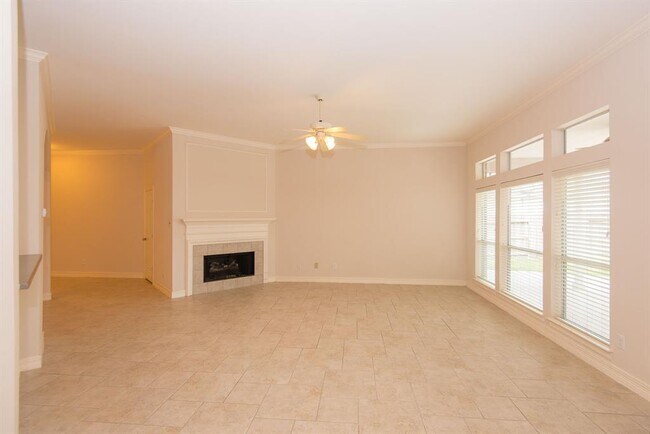 Building Photo - 2313 Echo Harbor Dr