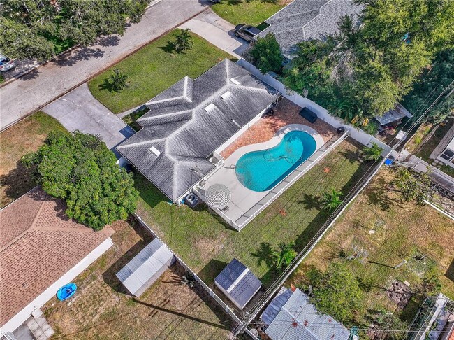 Building Photo - 5244 35th Terrace N