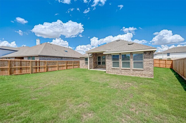 Building Photo - 2307 Green Kale Dr