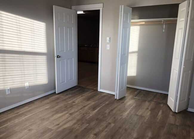 Building Photo - 225 Northgate Loop