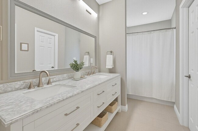 Building Photo - 6019 Winsome Ln