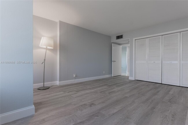 Building Photo - 500 Three Islands Boulevard