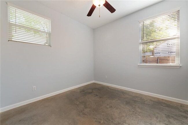 Building Photo - 4415 Clawson Rd