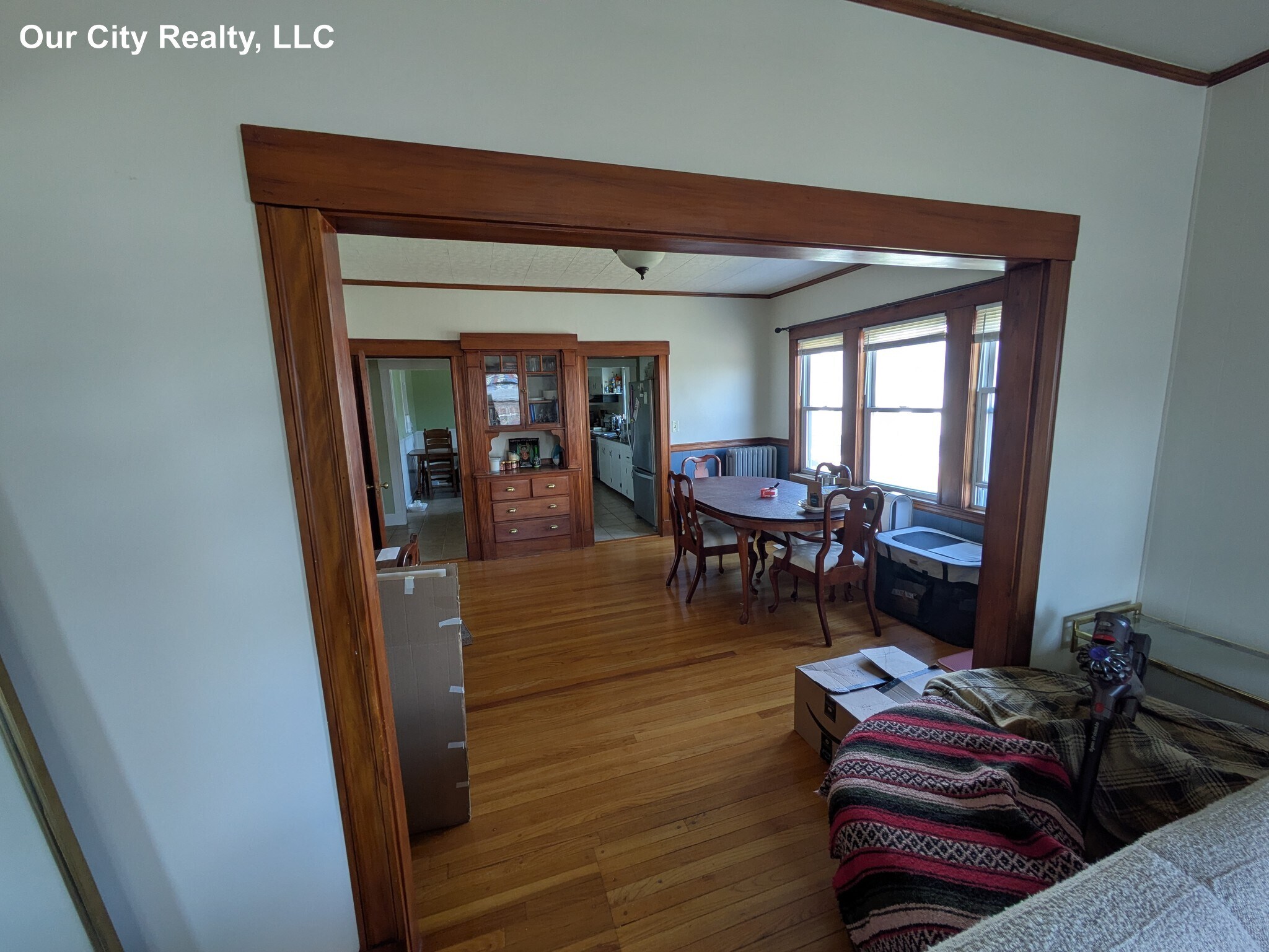 Building Photo - 64 Ten Hills Rd