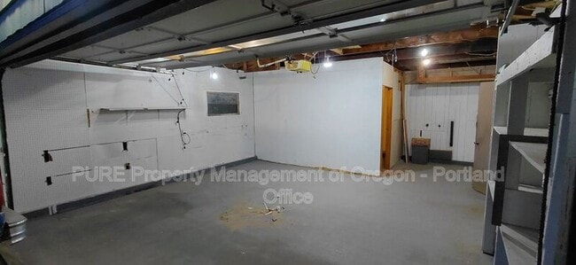 Building Photo - 2931 SE 119th Ave