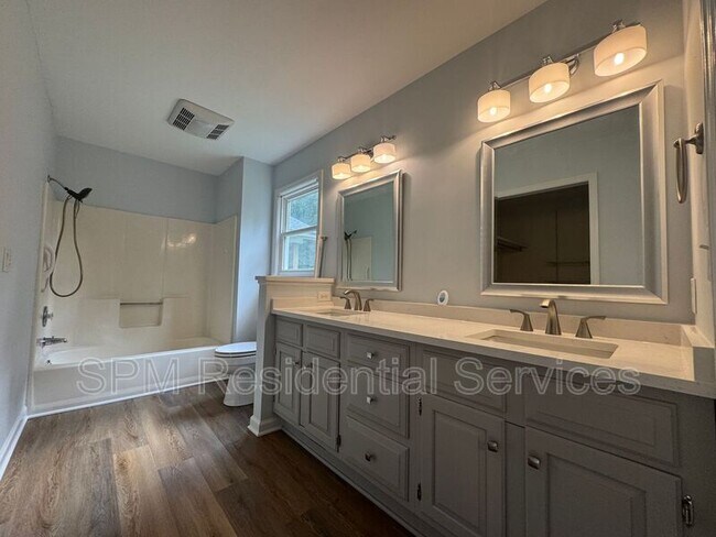 Building Photo - 542 Aquarius Dr