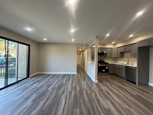 Building Photo - 31200 Landau Blvd