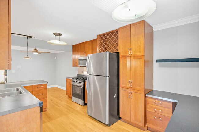 Building Photo - 263 Driftwood Ln