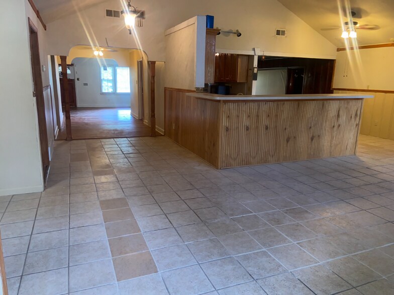 Building Photo - 3277 Barron Ave