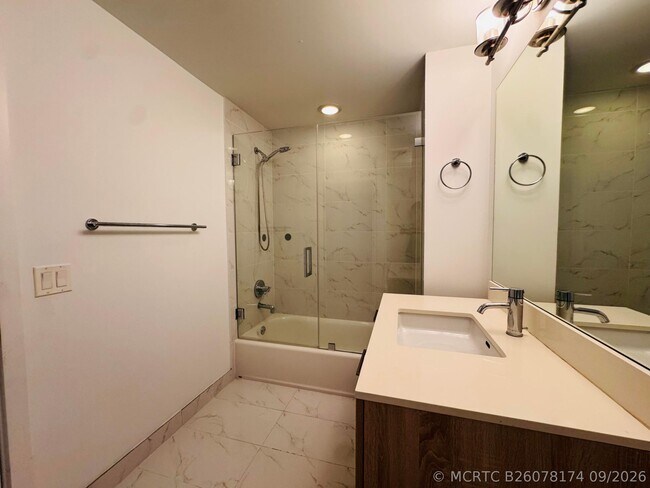 Building Photo - 16385 Biscayne Blvd
