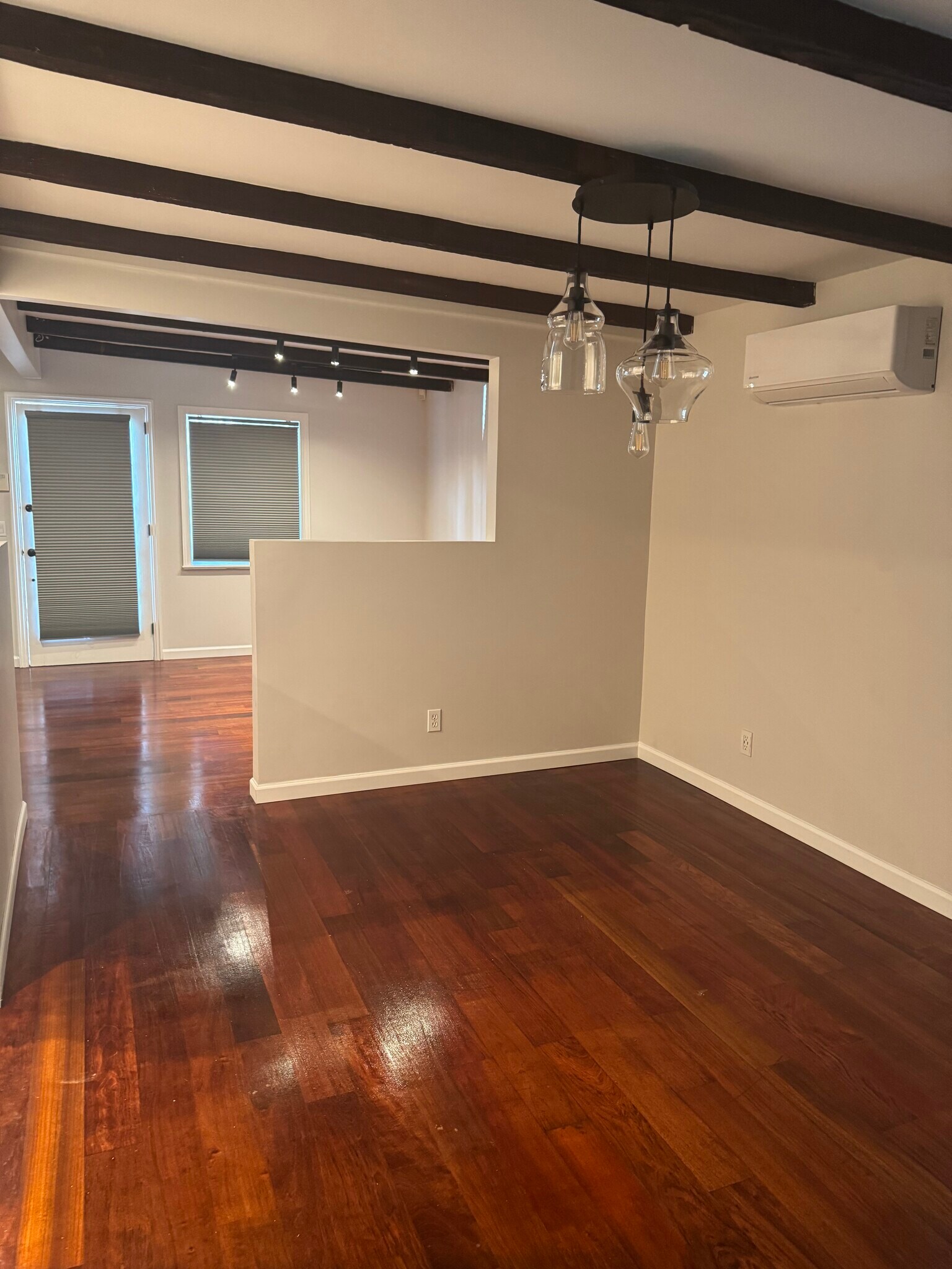 Building Photo - 4719 W 171st St